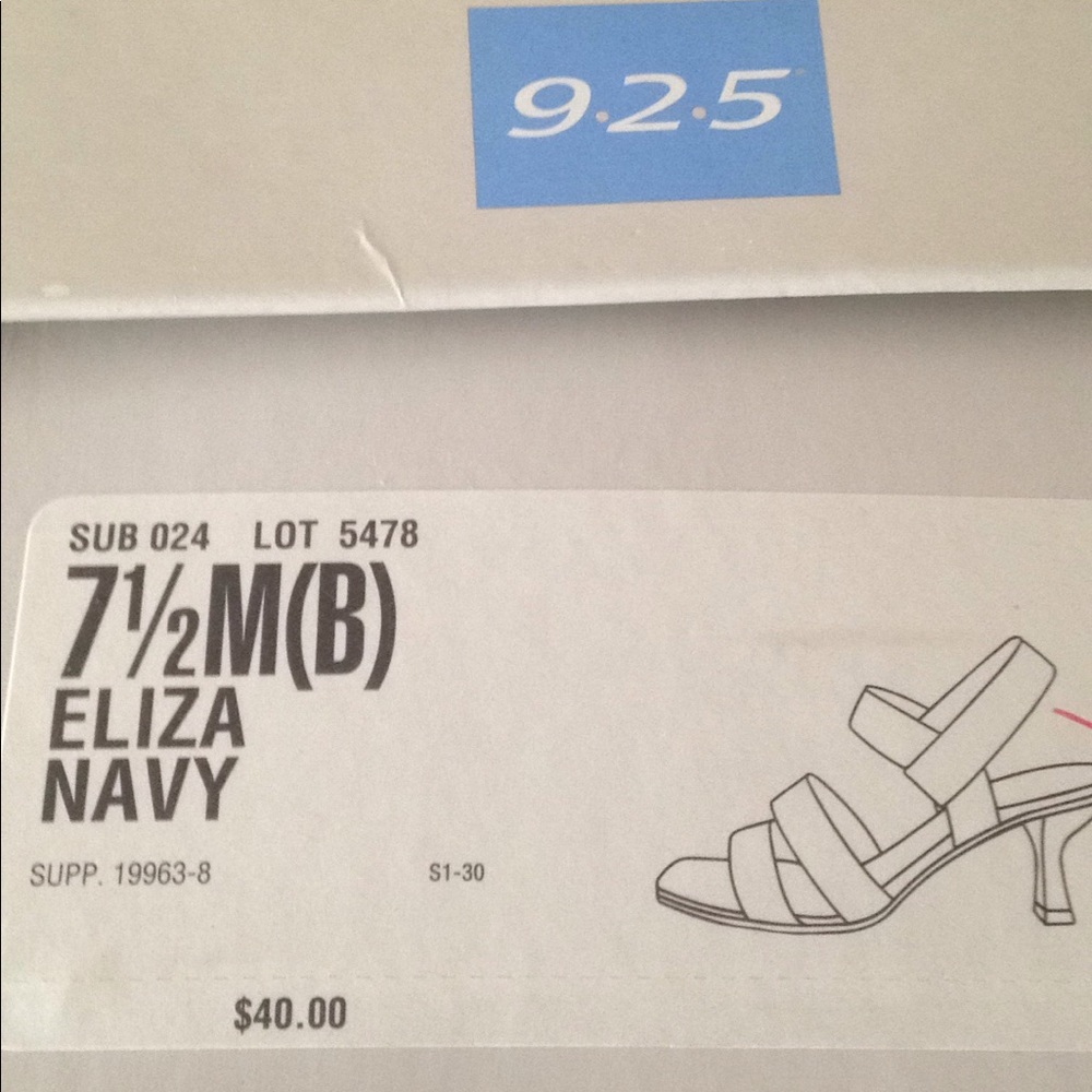 9•2•5 Eliza Navy Blue Kitten Heel Sandals - Picture 3 of 5